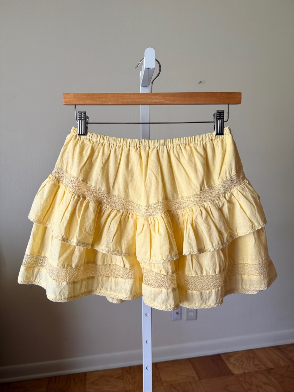 NWT Abercrombie butter yellow cotton drop waist mini skort XXS